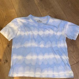 hollister shirt blue and white